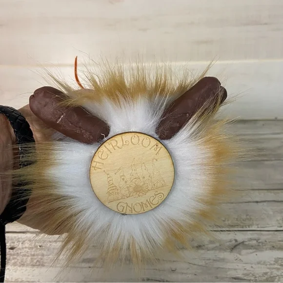 Highland Cow Gnome Faux Fur Handmade Bow Flower Coo Tiered Tray Decor Farmhouse - Picture 9 of 10